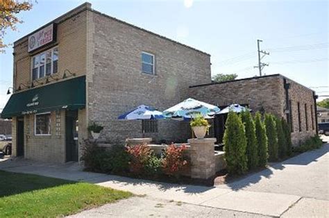 tipsters village pub|TIPSTERS VILLAGE PUB, North Riverside .